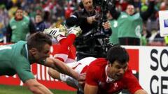 Francia y Gales jubilan a Wilkinson y a O'Driscoll