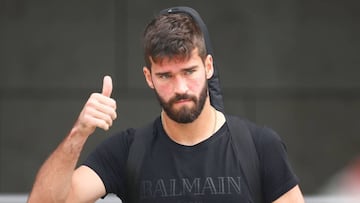 Alisson Becker abandona la concentraci&oacute;n de Brasil en Rusia.