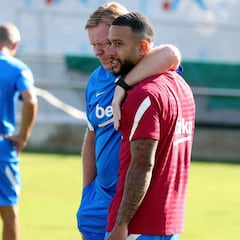 Koeman alinea una delantera de 19 años de media en su primer amistoso