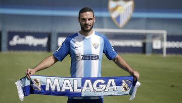 Lomb&aacute;n, durante su presentaci&oacute;n como jugador del M&aacute;laga CF.