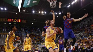 El Barça y el Gran Canaria, durante el partido