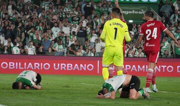 Andrés Martín y Aldasoro se lamentaron al tener la opción del empate en la última jugada del partido.