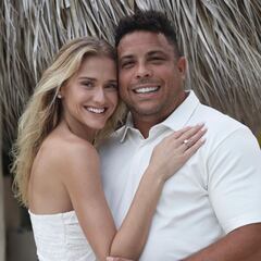 Ronaldo announces engagement