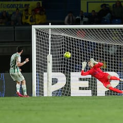 Horkas levanta un muro