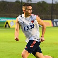 Inter estaría interesado en fichar a Santos Borré sin costo