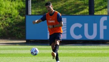 OEIRAS, PORTUGAL - SEPTEMBER 21: Cristiano Ronaldo of Portugal in action during the Portugal training session at Cidade do Futebol FPF on September 21, 2022 in Oeiras, Portugal.  (Photo by Gualter Fatia/Getty Images)