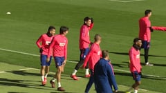 El Profe Ortega molesta a Morata en el entrenamiento