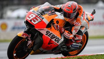 Marc Márquez con la Honda en Malasia.