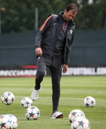 Juventus se entrenó este lunes en Turín concentrado en el duelo por la Champions ante Real Madrid