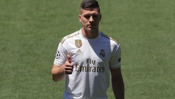 Presentación de Jovic con el Real Madrid, en directo