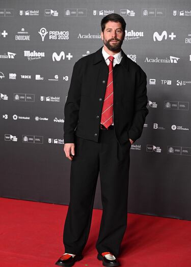 Luis Fernández posa en la alfombra roja de los Premios Iris 2026 celebrados en Madrid. 
 
 
 