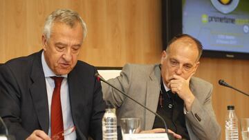 08/02/17 INFORME FOOTBALLTRANSFER REVIEW2017 FERNANDO PUIG JAVIER TEBAS