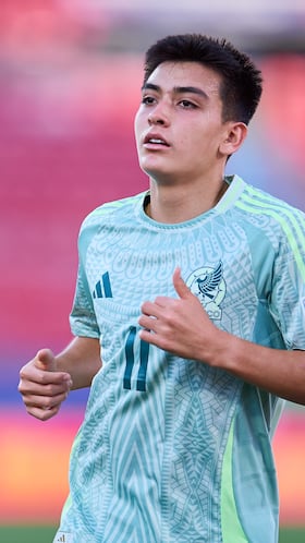 Gilberto Mora of Mexico during FIFA U-20 Mens World Cup Chile 2025 match between Spain and Mexico (Mexican National team) as part Group-C at Estadio Nacional Julio Martinez Pradanos, on October 01, 2025 in Santiago, Chile.