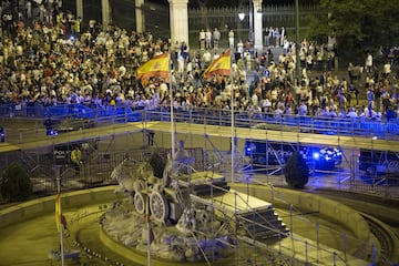 Los aficionados del Real Madrid celebraron título en La Cibeles.