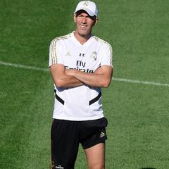 Mariano, ausente de nuevo en la última sesión del Madrid antes del debut liguero