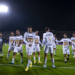 Pumas rinde homenaje a Pelé con camiseta conmemorativa