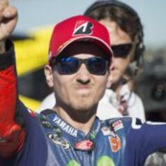 Lorenzo: "No habría polémica si Rossi tuviera más velocidad"