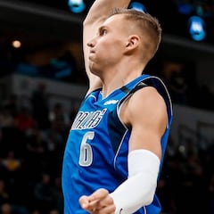 A falta de Doncic, bueno es Porzingis... Dallas gana en Indiana