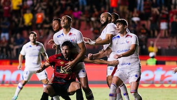 El nuevo reclamo de Fortaleza: “Indignación”