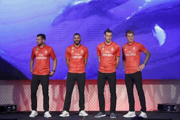 Acto de presentación de la tercera equipación con Nacho, Benzema, Bale y Kroos.