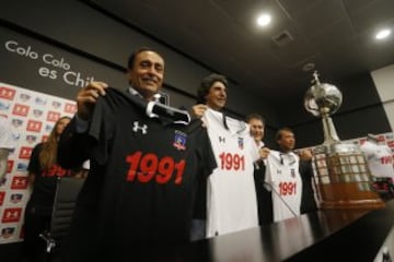 Colo Colo lanza camiseta conmemorativa