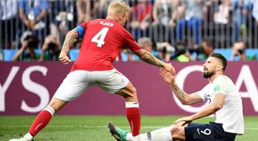 Eriksen calls for truce in Denmark row