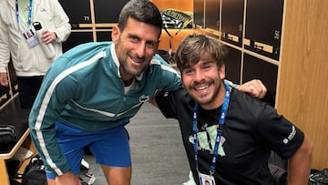 Novak Djokovic, con Martín de la Puente en Melbourne.