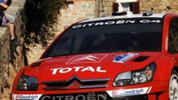 <strong>VICTORIA EN CASA.</strong> Sebastien Loeb consiguió la victoria en el rally de Francia, decimotercera cita del año, por delante del finlandés Marcus Gronholm y del español Dani Sordo.