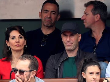 Tennis - French Open - Roland Garros, Paris, France - June 10, 2018   Former Real Madrid coach Zinedine Zidane in the stands watching the final between Spain&#039;s Rafael Nadal and Austria&#039;s Dominic Thiem    REUTERS/Gonzalo Fuentes