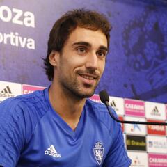 Eguaras: "La Romareda llena da sensación de debilidad al rival"