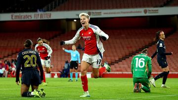 Soccer Football - Women's Champions League - Group C - Arsenal v Juventus - Emirates Stadium, London, Britain - November 21, 2024 Arsenal's Lina Hurtig celebrates scoring their first goal Action Images via Reuters/Andrew Boyers TPX IMAGES OF THE DAY