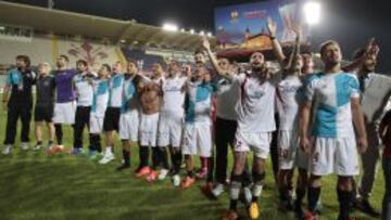 Los jugadores celebran en Florencia el pase a la final.
