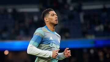 Soccer Football - LaLiga - Real Madrid v Rayo Vallecano - Santiago Bernabeu, Madrid, Spain - February 1, 2026 Real Madrid's Jude Bellingham during the warm up before the match REUTERS/Ana Beltran