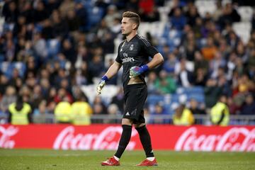 Canterano del Real Madrid, en la temporada 19/20 se marchó cedido al Racing de Santander y en la 20/21 llegó libre al Rayo. 