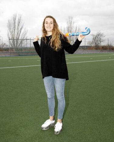 Mariona Serrahima: el hockey hierba viene desde la familia