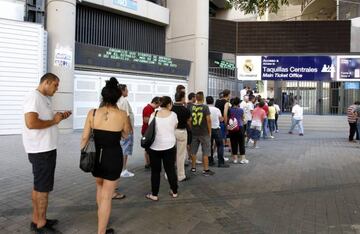 Archive photo of queues at the Bernabéu...