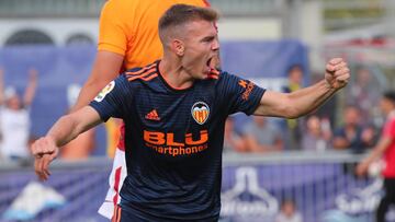 Toni Lato celebra su gol al Galatasaray.