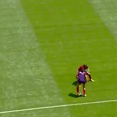 Rubí Soto le pintó la cara a Miguel Ponce con tremendo túnel