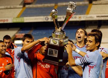 Creado en 1971, este trofeo enfrentaba al cuadro local, el Celta, con algunos de los mejores equipos del mundo. En un comienzo, se afront como un triangular, e incluso como una Final 4, pero a partir del a?o 1996, se disput a partido nico. La ltima edicin se produjo hace diez a?os, cuando el equipo vigus venci por la mnima al Atltico, llevndose su vigsimo primer entorchado, siendo el equipo que ms ttulos posee.