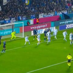 Tremendo bombazo de Muriel en la victoria del Atalanta