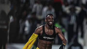 Gol de último minuto y triunfo: Julián Quiñones se está robando la Liga en Arabia Saudita y apunta a Europa