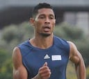 Wayde Van Niekerk vuelve con 10.20 en un 100 sobre hierba
