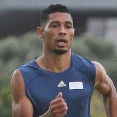 Wayde Van Niekerk vuelve con 10.20 en un 100 sobre hierba