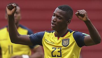 Informes indican que un equipo de la MLS lanz&oacute; una oferta por el colombiano Mois&eacute;s Caicedo, quien ha estado relacionado con el Manchester United.