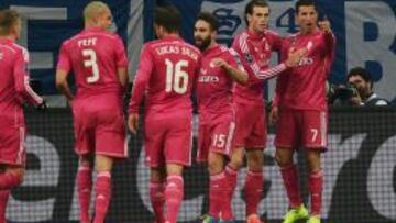 Cristiano vuelve y el Madrid ya tiene pie y medio en cuartos