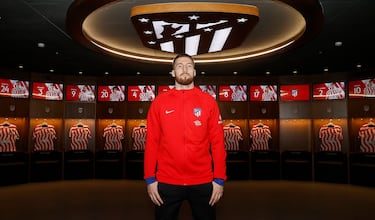 Tras ser cedido al Hibernian escocés en el mercado invernal de la 2011/12 y al Bury de la League One inglesa entre octubre de 2012 y enero de 2013, Matt Doherty se asentó finalmente en los 'Wolves', cuya elástica defendió hasta la campaña 2019/20.