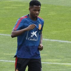 Ansu Fati, ilusionado: "Hace tiempo que quería venir aquí"