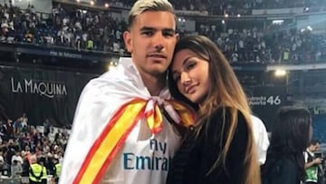 Theo Hern&aacute;ndez y Adriana Pozueco celebrando la 13&ordf; Champions del Real Madrid.