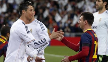 Foto de archivo de Cristiano Ronaldo y Leo Messi durante un clásico de la Liga BBVA.