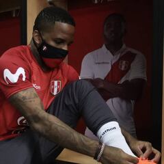 Farfán ya entrena en la Villa Deportiva Nacional